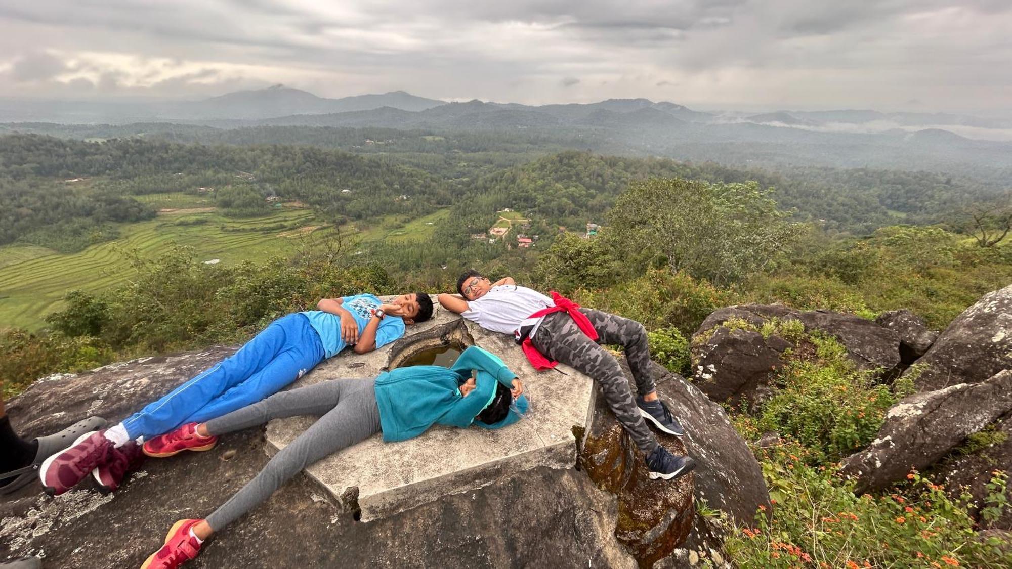 Doddakallu Betta Homestay Coorg Somvārpet Kültér fotó